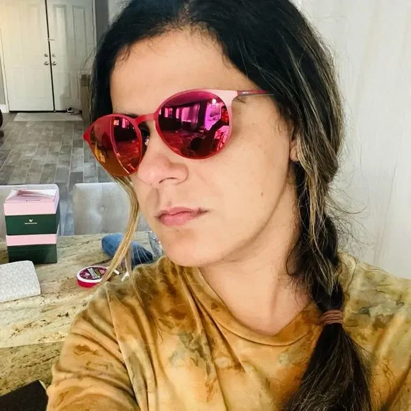 HP❤️‍🔥 New Gucci sunglasses ❤️ - Picture 10 of 10